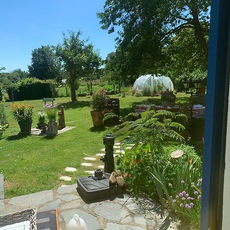 Maison Aux Volets Bleus Quévert エクステリア 写真