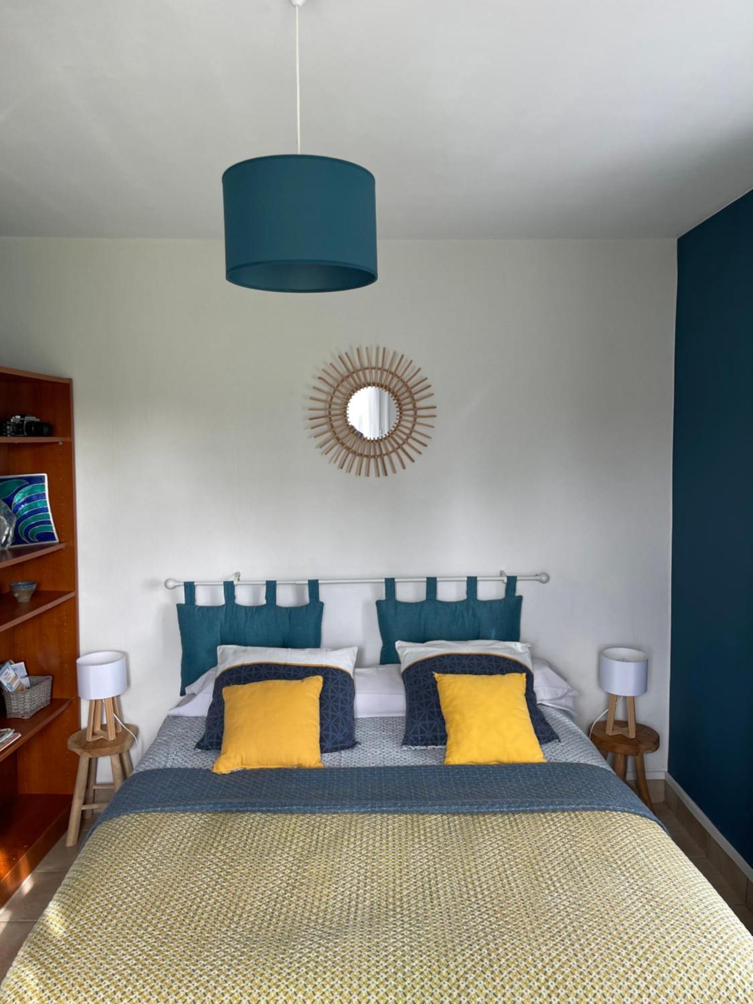 Maison Aux Volets Bleus Quévert エクステリア 写真